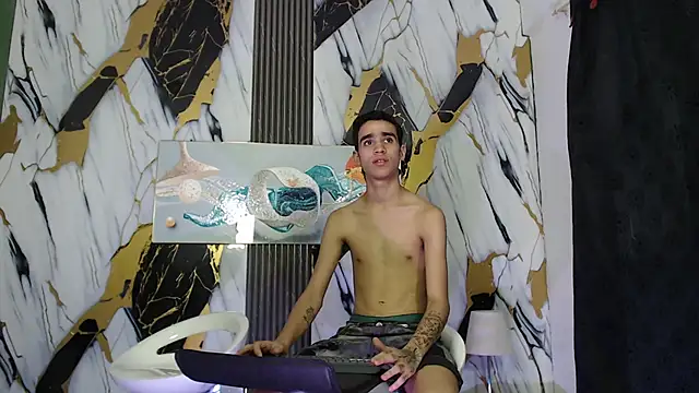TWINKS_BOYSX Webcam show