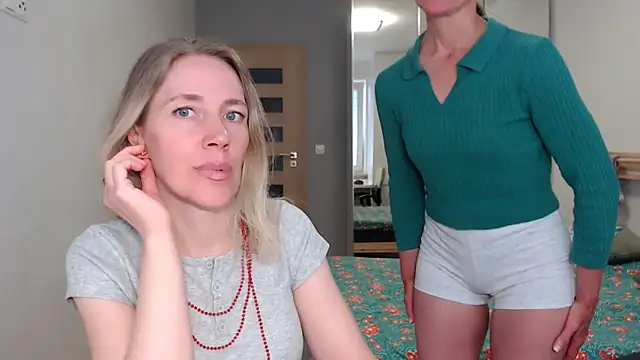 Javelinka's Live XXX Chat