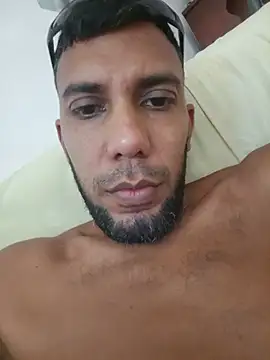 UnreadyChutzpa Pertunjukan Webcam