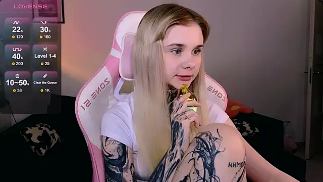 Pokazy przed kamerką – Britney_Lynch