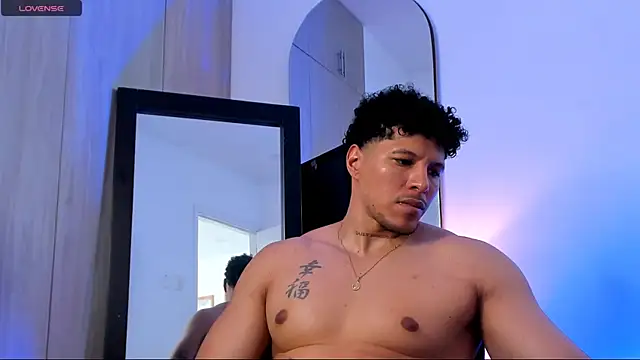 Adambrocs1 网络视讯表演