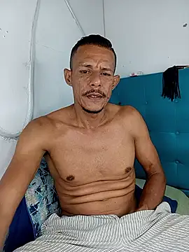 Chat XXX ao vivo de El_junior21