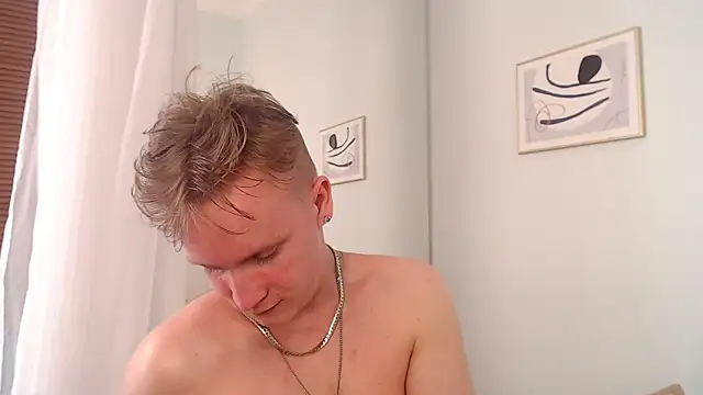 Онлайн чат XXX AlexxSweet