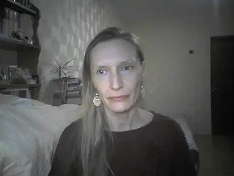 Chat XXX en directo de LunaBelle8