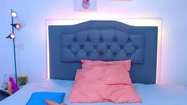 Chatroom XXX en direct de candy_lux_
