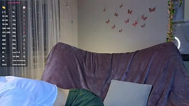 NyxaThorn Adlı Modelin Canlı XXX Sohbeti