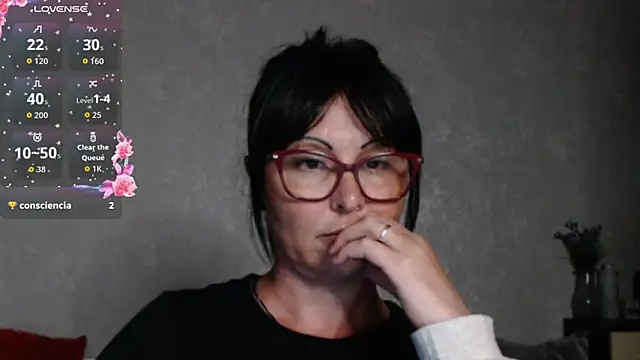 Živý XXX chat _Brynetka_
