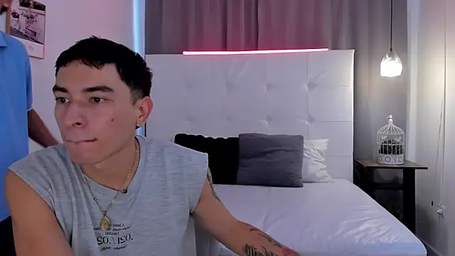 Alejo-and-Thiago Live XXX-chat