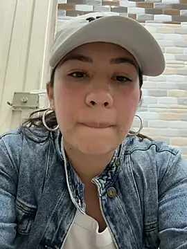 kim_monti's Live XXX Chat