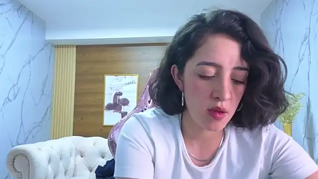 Chat XXX ao vivo de sara_lopez_s