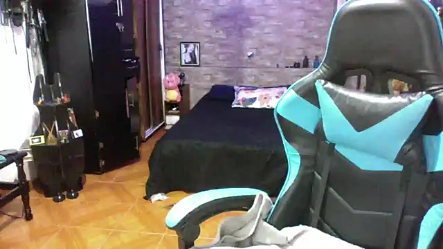 Chatroom XXX en direct de AngelaQueen_