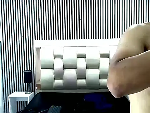Alex_Wolft Live XXX Chat