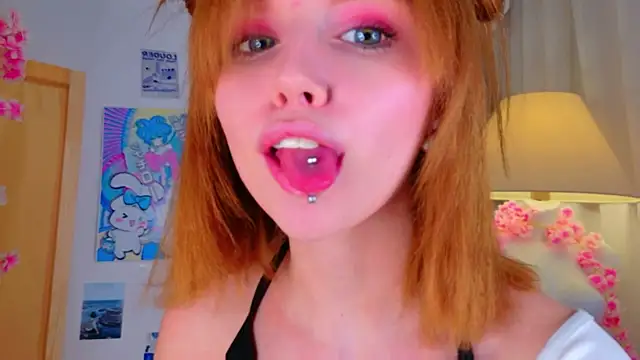 popjenny Adlı Modelin Canlı XXX Sohbeti
