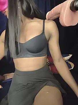 SEXXY_DARLING_1: онлайн-секс-чат
