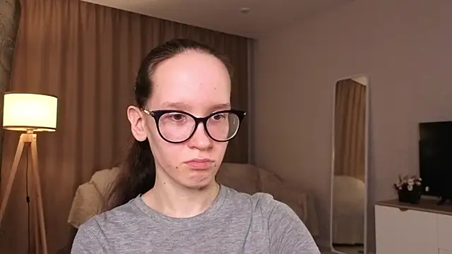 XXX chat uživo modela BettyBrowni