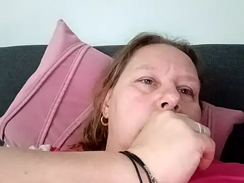 Jahudka47 Chat XXX in diretta