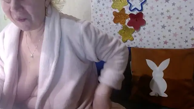 QueenLana Live XXX-chat