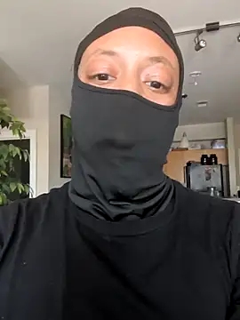 Lonelyboiatl – webcam-show