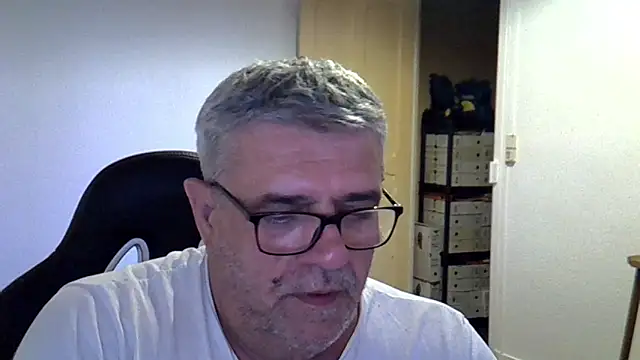 Laurent_oldmen's Live XXX Chat