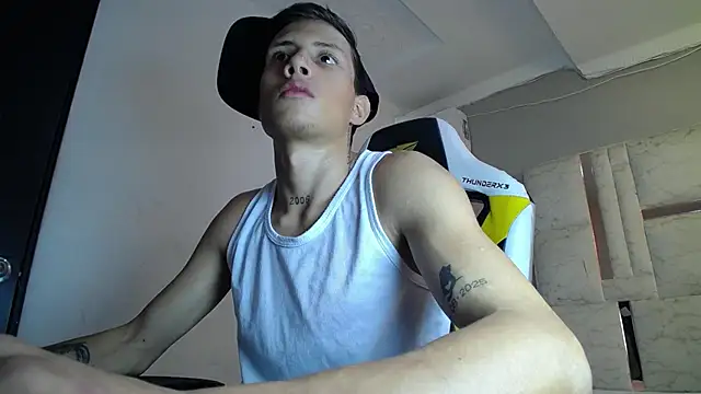 Didi_hard's Webcam Show