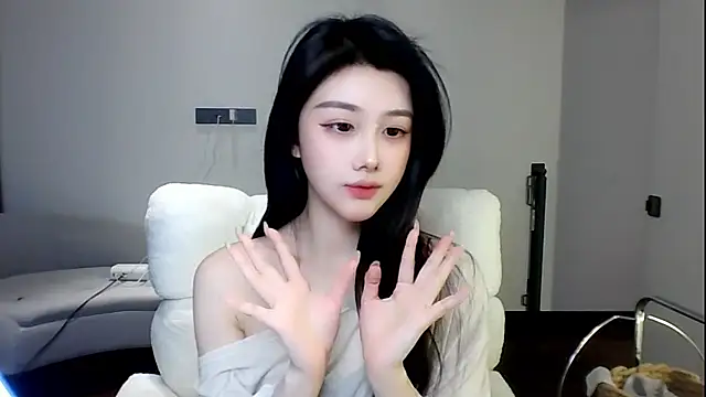 MedeLineayr লাইভ XXX চ্যাট
