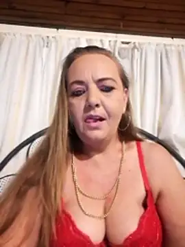 XXX chat uživo modela Kimmyb777