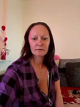 LindaLee90 Webcam-Show
