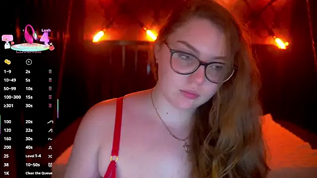Онлайн чат XXX LuxSopphia