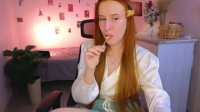 Онлайн чат XXX EvaBellea