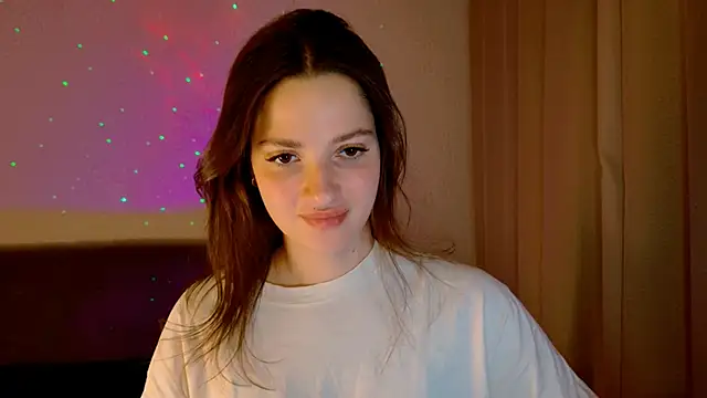 Chat XXX en directo de KiraVair