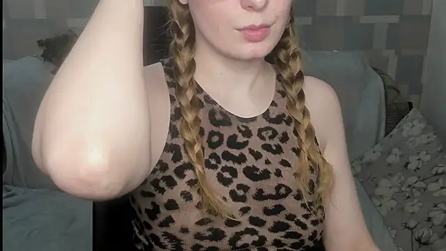 Sattie2 Chat XXX in diretta