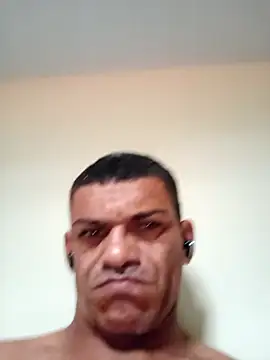 XXX chat uživo modela TiagosafadoFortaleza