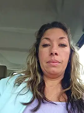 MiraKisss' Webcam Show