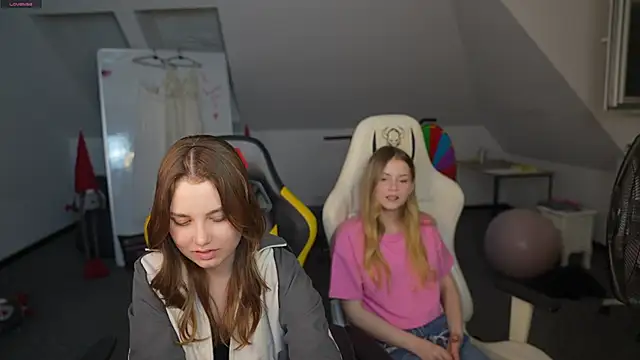 Melissa_kiss054: вебкам-шоу