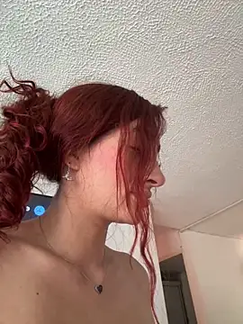 Chat XXX en directo de ariiel_