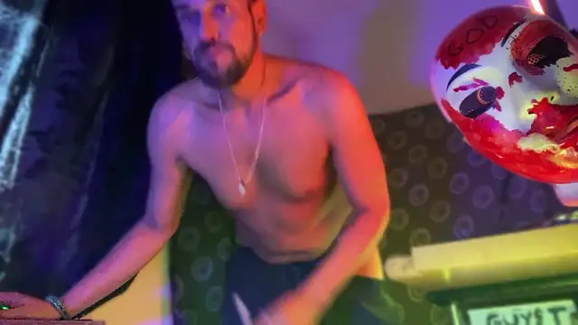 Guyst049 Live XXX-chat