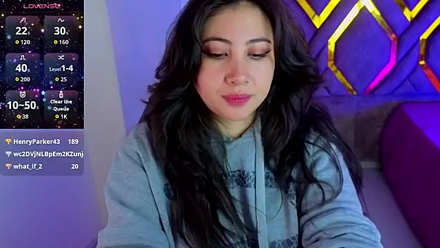 Luviennen Live XXX chat