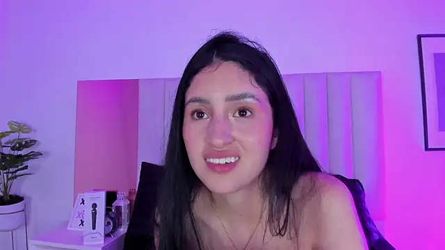 Chat XXX en directo de soffy_hilltom