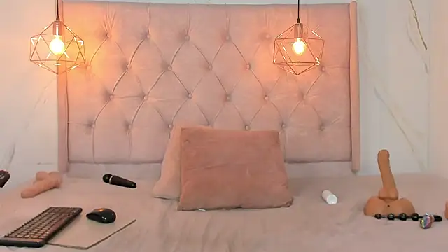 zamira_44 live XXX chat