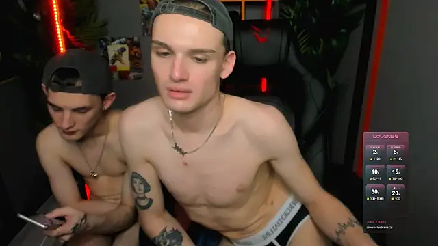 Lucas_Moran Show Webcam