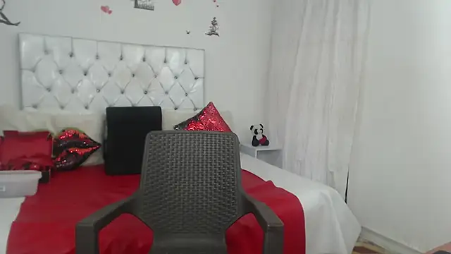 Sweetbigcatt Chat XXX in diretta