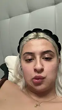 Chat XXX en directo de Kylie_One