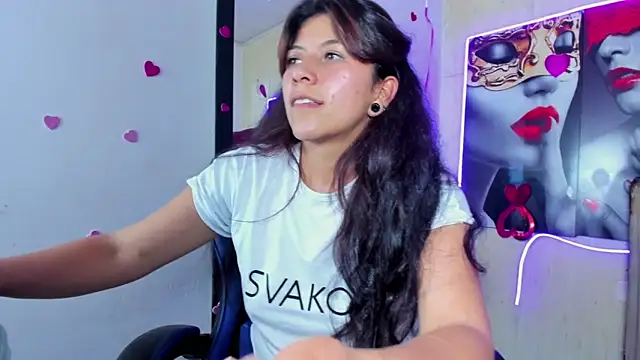 Raven_Rouge_ live XXX chat