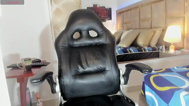 Chat XXX en directo de _Shirley_