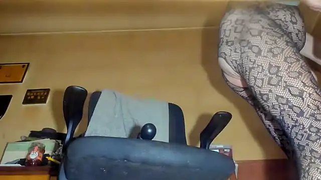 Pokazy przed kamerką – kinkyman47