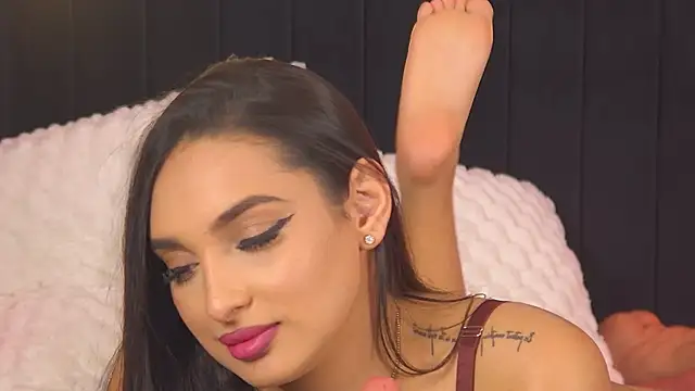 Kimberlymav's Live XXX Chat