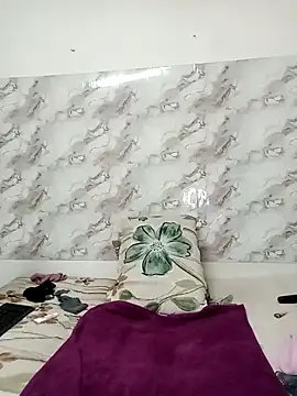 XXX chat uživo modela Babymomma98
