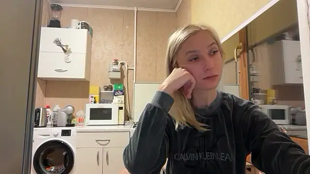 AngelJeni's Live XXX Chat
