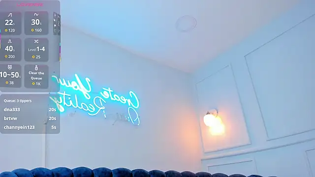 XXX chat uživo modela LeylaRusso