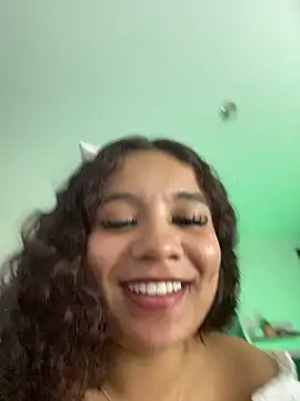XXX chat uživo modela KITTY914